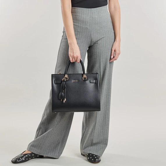 Liu Jo elegáns fekete kézitáska fonott füllel | női táska