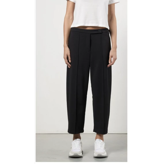 Rinascimento egyenes szárú nadrág fekete