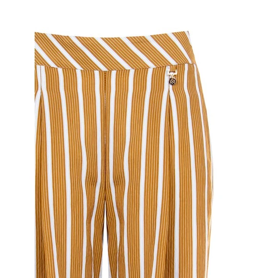 Rinascimento csíkos rövidnadrág 